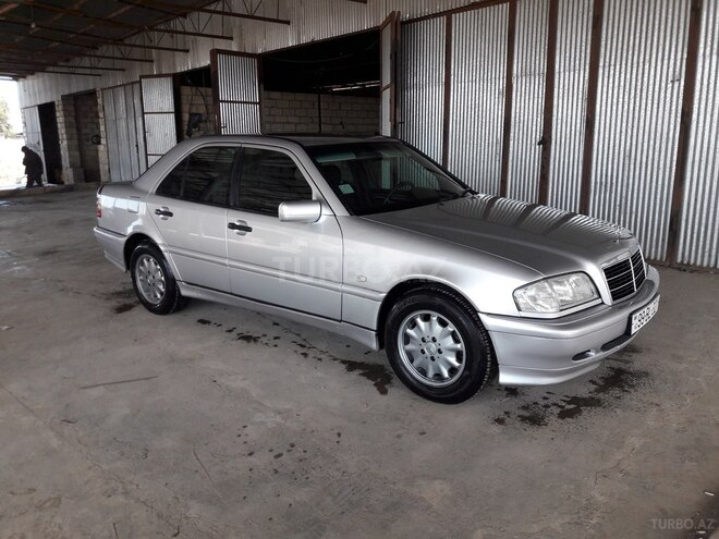 Mercedes C 220 1998, 440,000 km - 2.2 l - Sabirabad