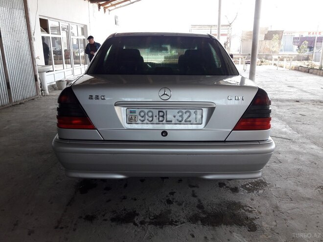 Mercedes C 220 1998, 440,000 km - 2.2 l - Sabirabad