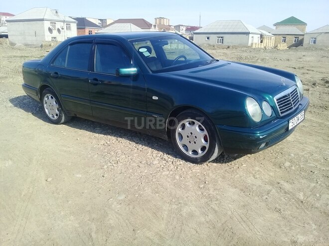 Mercedes E 230 1996, 316,000 km - 2.3 l - Sumqayıt