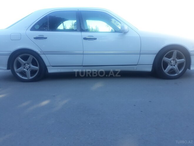 Mercedes C 230 2000, 296,580 km - 2.3 l - Gəncə