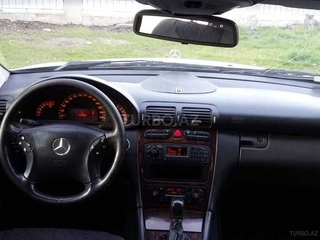 Mercedes C 200 2000, 282,000 km - 2.0 l - Bakı