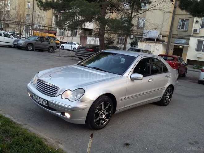 Mercedes C 200 2000, 282,000 km - 2.0 l - Bakı