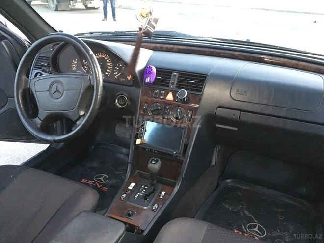 Mercedes C 240 1997, 213,000 km - 2.4 l - Sumqayıt