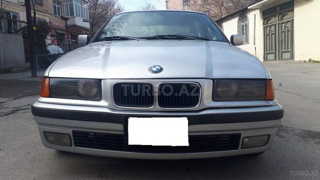 BMW 320 1992, 380,000 km - 2.0 l - Bakı