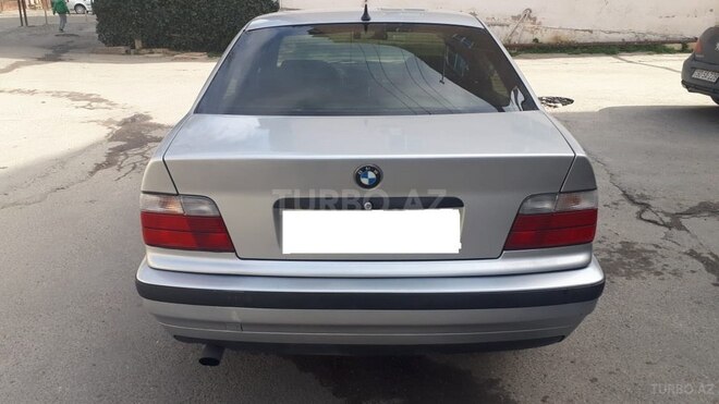BMW 320 1992, 380,000 km - 2.0 l - Bakı