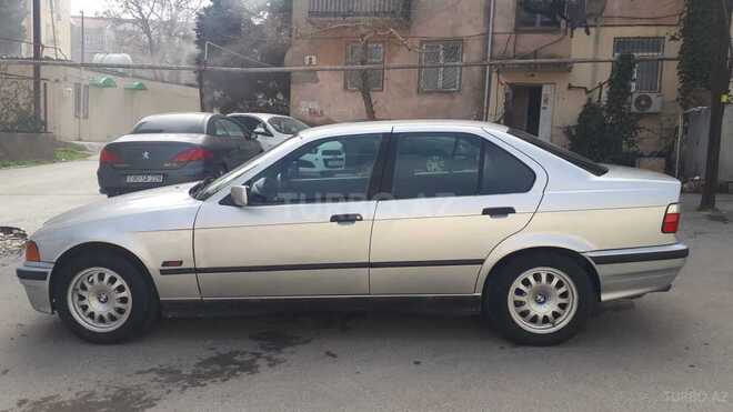 BMW 320 1992, 380,000 km - 2.0 l - Bakı