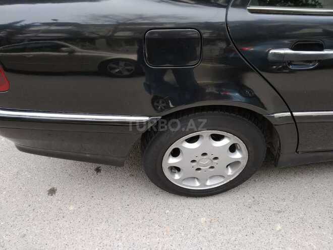 Mercedes C 220 2000, 293,596 km - 2.2 l - Bakı