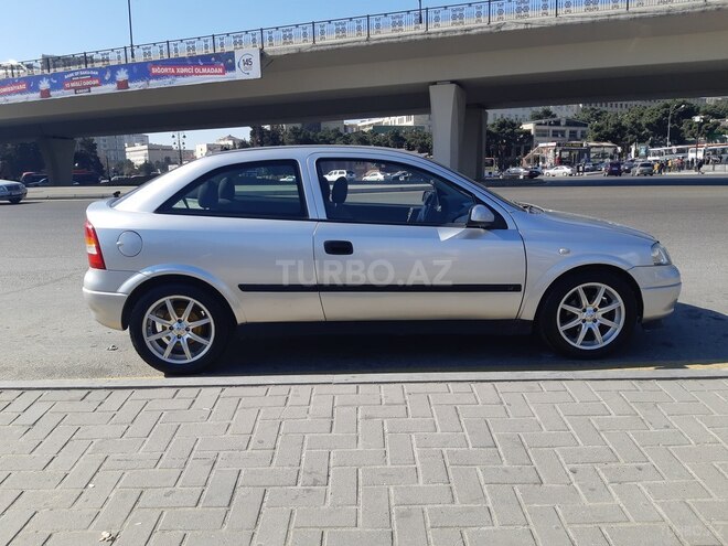 Opel Astra 2001, 166,666 km - 1.6 l - Bakı