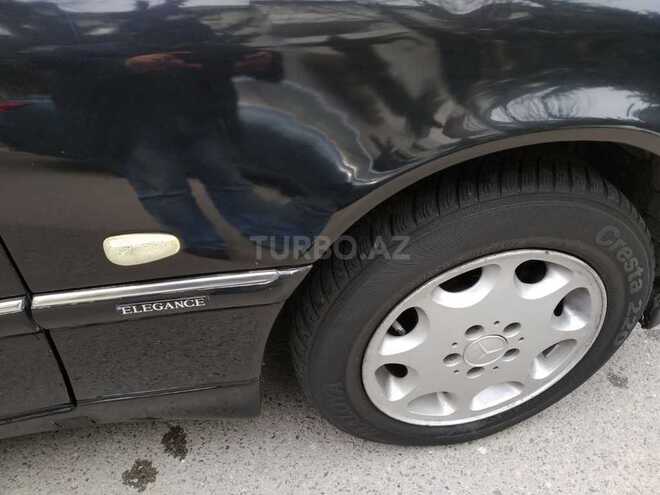Mercedes C 220 2000, 293,596 km - 2.2 l - Bakı