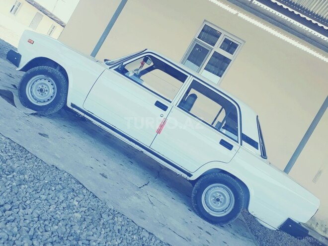 LADA (VAZ) 2107 2007, 91,387 km - 1.6 л - Saatlı