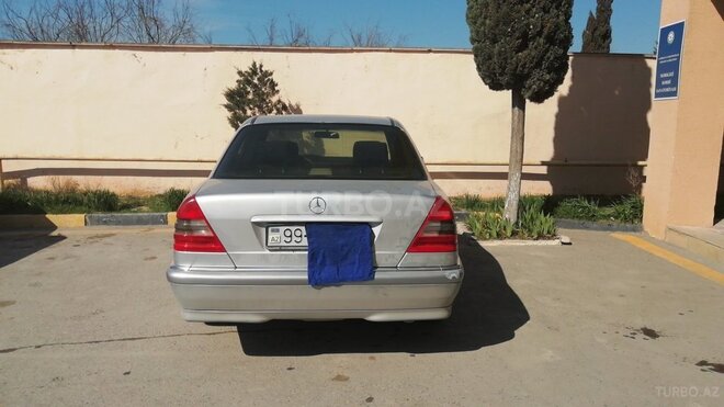 Mercedes C 180 1999, 258,000 km - 1.8 л - Bakı