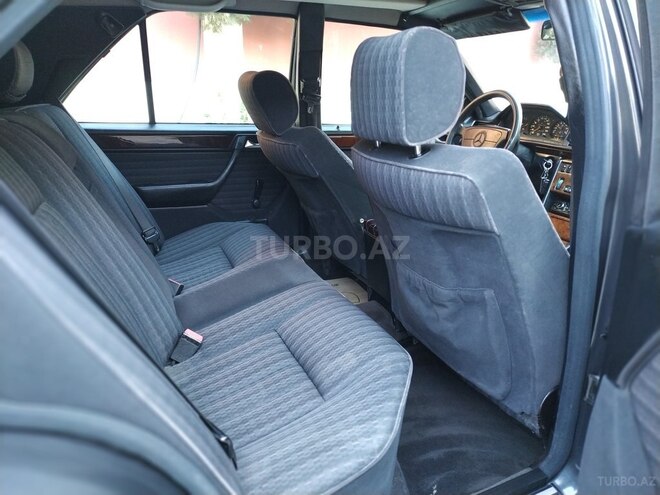 Mercedes E 200 1992, 320,000 km - 2.0 л - Bakı