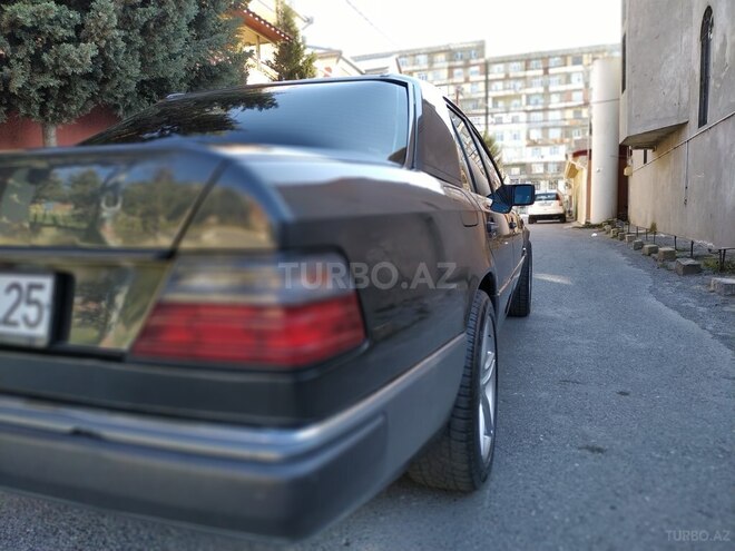 Mercedes E 200 1992, 320,000 km - 2.0 л - Bakı