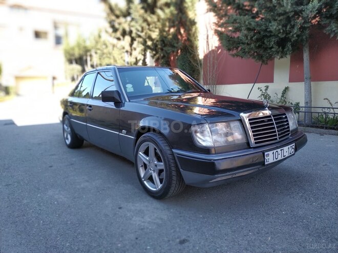 Mercedes E 200 1992, 320,000 km - 2.0 л - Bakı