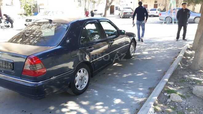 Mercedes C 200 1997, 404,387 km - 2.0 l - Bakı