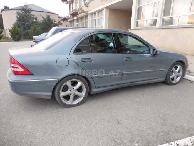 Mercedes C 180 2005, 176,000 km - 1.8 l - Bakı