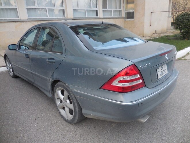 Mercedes C 180 2005, 176,000 km - 1.8 l - Bakı