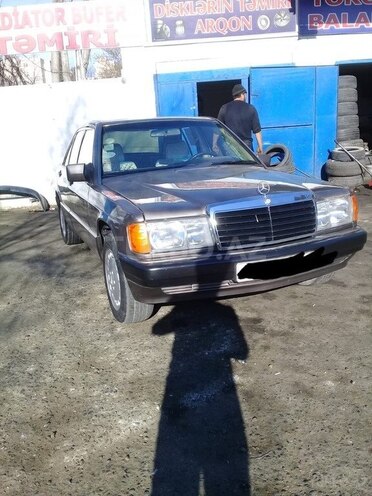 Mercedes 190 1992, 286,000 km - 2.0 l - Bakı