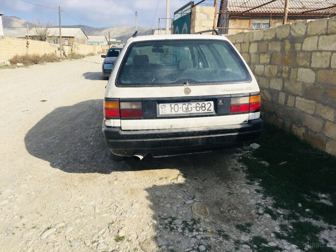 Volkswagen Passat 1990, 286,990 km - 1.9 l - Bakı