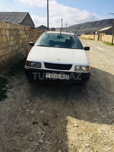 Volkswagen Passat 1990, 286,990 km - 1.9 l - Bakı