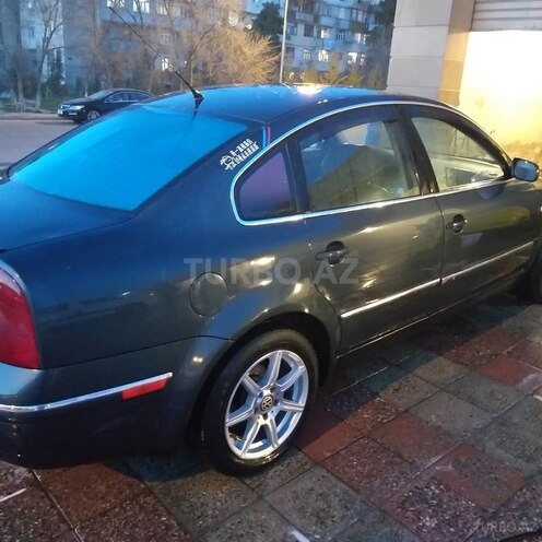 Volkswagen Passat 2003, 236,000 km - 1.8 л - Sumqayıt