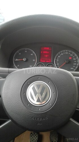 Volkswagen Touran 2006, 31,055 km - 2.0 l - Bakı
