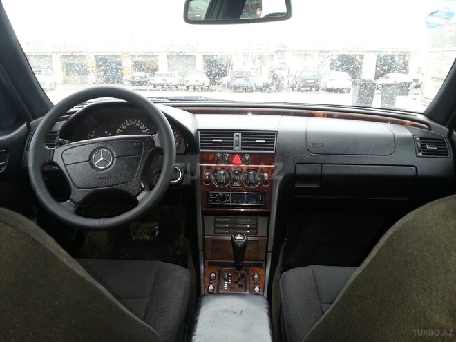 Mercedes C 200 1999, 298,236 km - 2.0 л - Sumqayıt