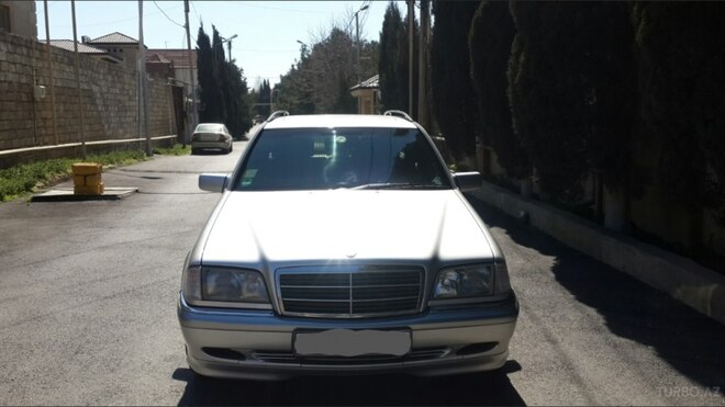 Mercedes C 240 1997, 326,500 km - 2.4 л - Bakı