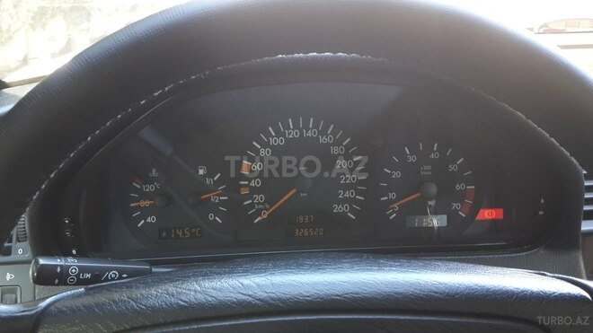 Mercedes C 240 1997, 326,500 km - 2.4 л - Bakı