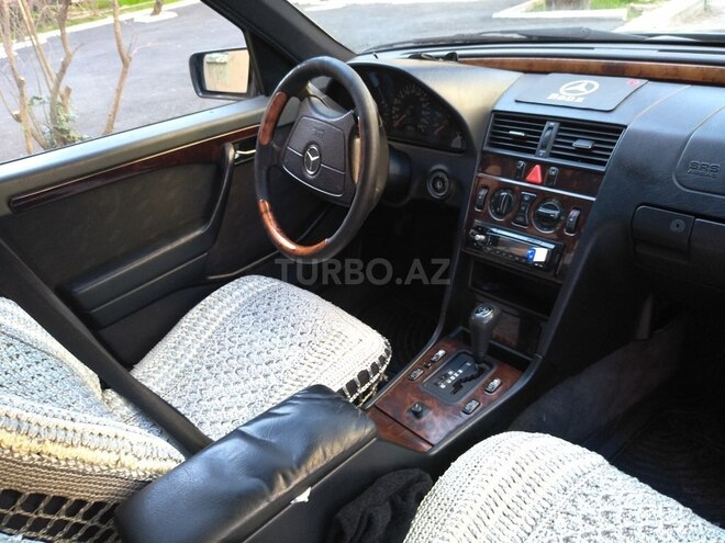 Mercedes C 220 1996, 420,000 km - 2.2 l - Bakı