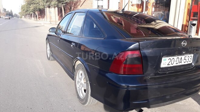 Opel Vectra 2001, 280,000 km - 2.5 л - Gəncə