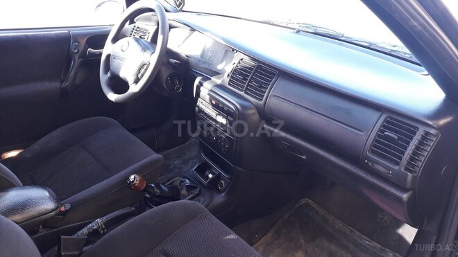 Opel Vectra 2001, 280,000 km - 2.5 л - Gəncə