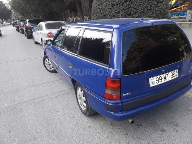 Opel Astra 1995, 340,000 km - 1.6 l - Sumqayıt