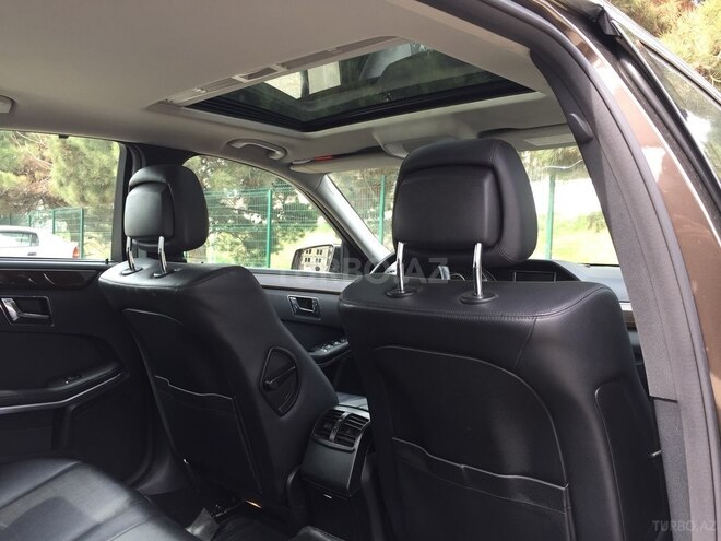 Mercedes E 220 2009, 182,000 km - 2.2 l - Bakı
