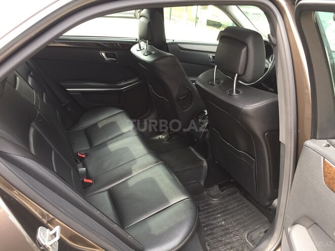Mercedes E 220 2009, 182,000 km - 2.2 l - Bakı