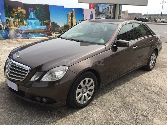Mercedes E 220 2009, 182,000 km - 2.2 l - Bakı
