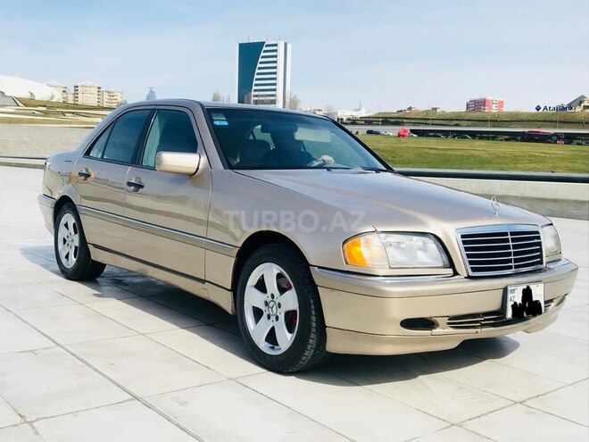 Mercedes C 230 2000, 225,000 km - 2.3 l - Bakı