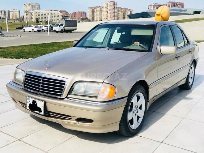 Mercedes C 230 2000, 225,000 km - 2.3 l - Bakı