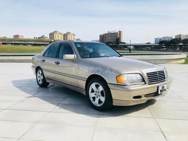 Mercedes C 230 2000, 225,000 km - 2.3 l - Bakı