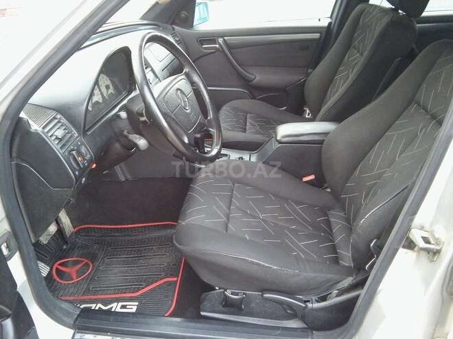Mercedes C 200 1998, 410,000 km - 2.0 l - Qusar