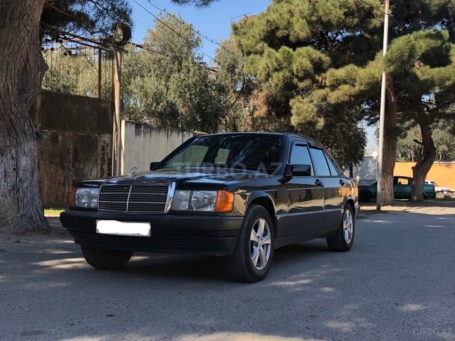 Mercedes 190 1993, 235,897 km - 2.0 л - Bakı