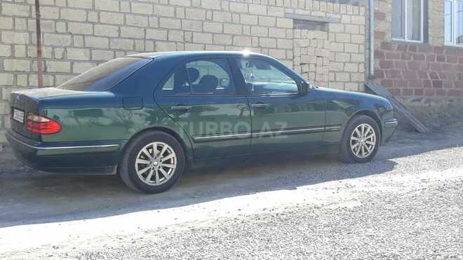 Mercedes E 240 1999, 213,120 km - 2.4 l - Gəncə