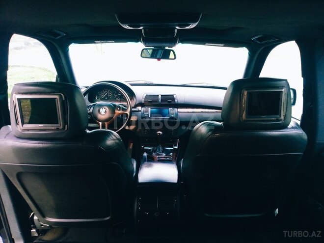 BMW X5 2001, 290,000 km - 4.4 l - Zaqatala