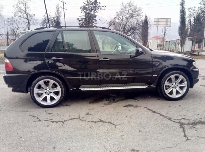 BMW X5 2001, 290,000 km - 4.4 l - Zaqatala