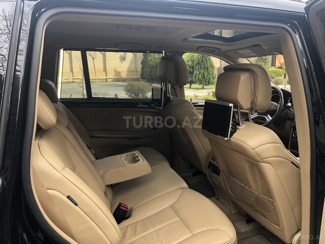 Mercedes GL 550 2010, 130,000 km - 5.5 l - Bakı