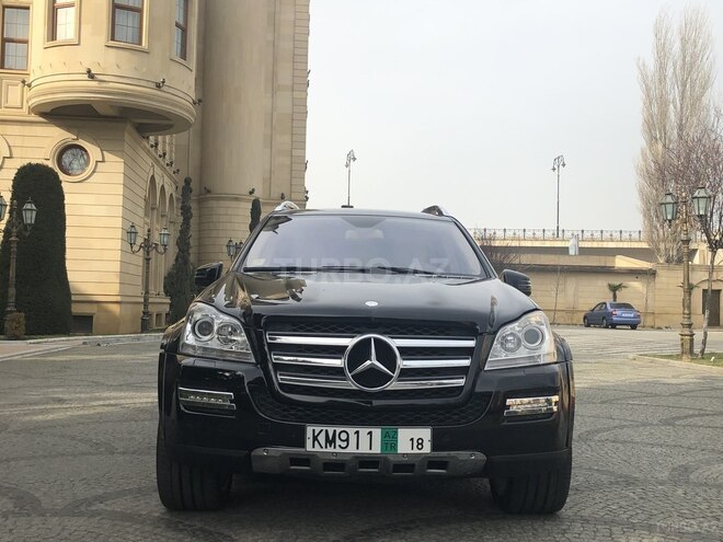 Mercedes GL 550 2010, 130,000 km - 5.5 l - Bakı