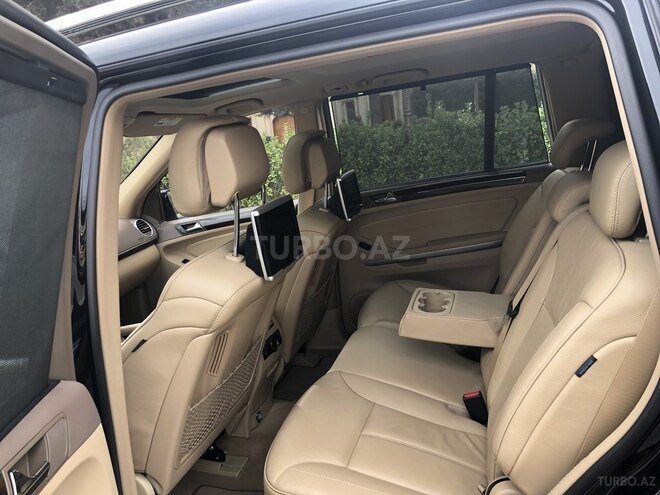 Mercedes GL 550 2010, 130,000 km - 5.5 l - Bakı