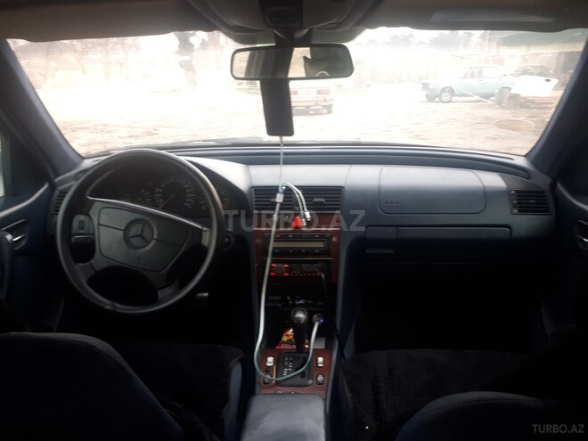 Mercedes C 240 1998, 80,000 km - 2.4 l - Xaçmaz