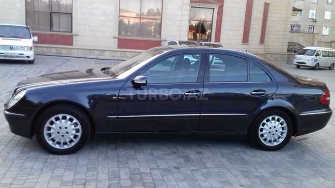 Mercedes E 240 2005, 243,000 km - 2.4 l - Bakı