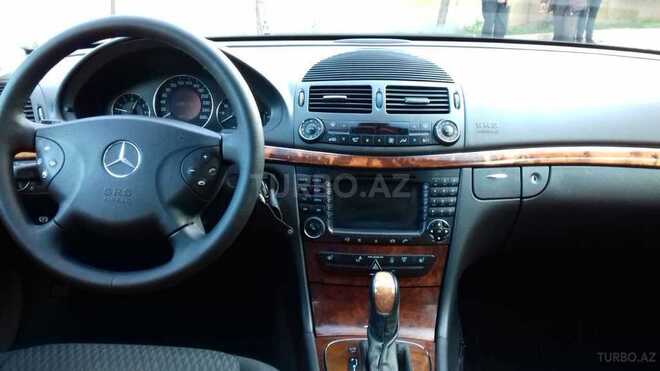 Mercedes E 240 2005, 243,000 km - 2.4 l - Bakı